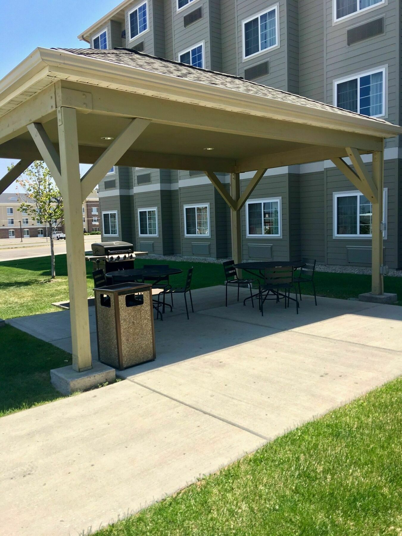 Microtel Inn & Suites By Wyndham Minot Exterior foto